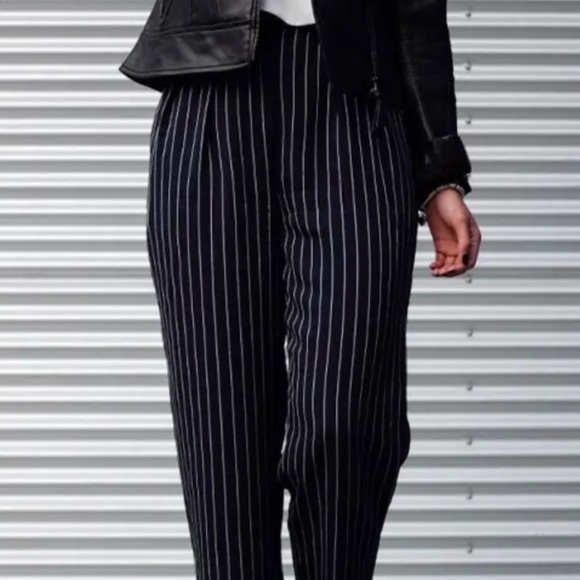 Babaton Modesto Pant Navy with White stripe Size 2 - Picture 4 of 4